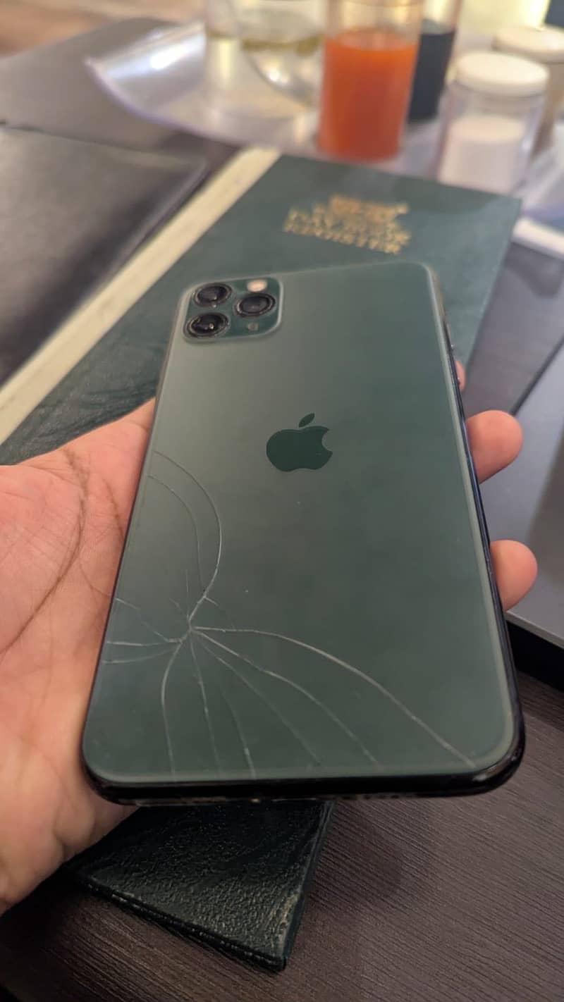 Apple iPhone 11 Pro Max 3