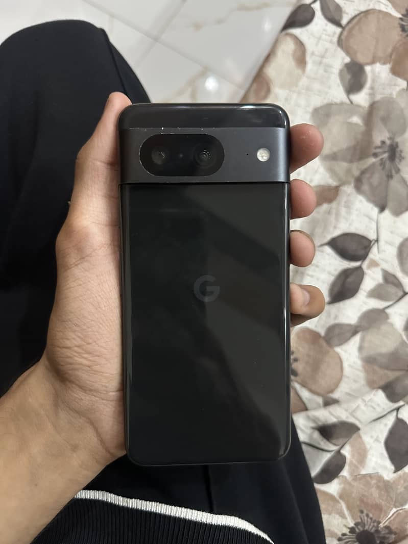 Google Pixel 8 5