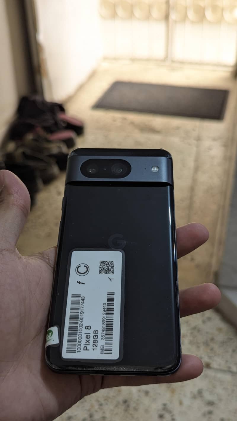 Google Pixel 8 4