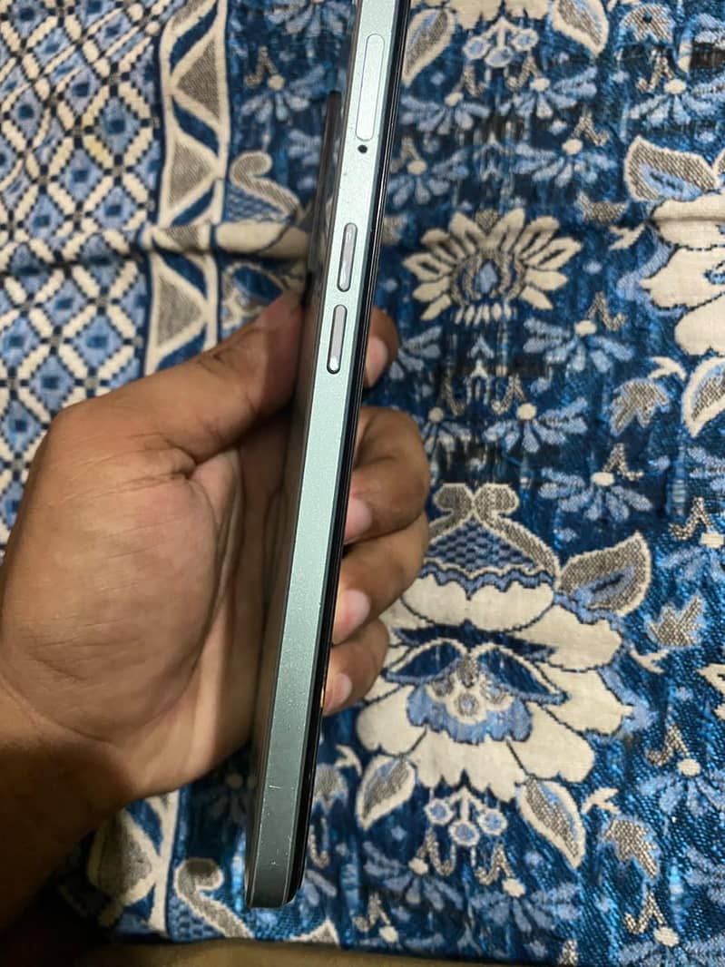 OPPO A57 1