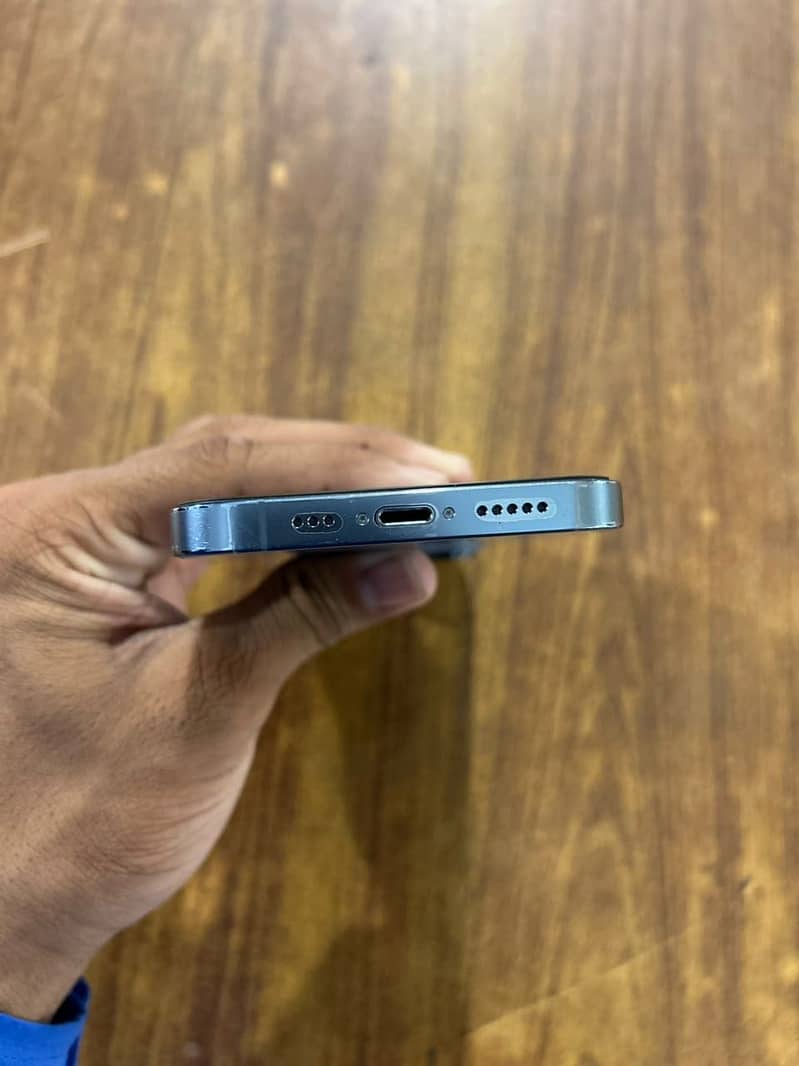 Apple iPhone 13 Pro 5