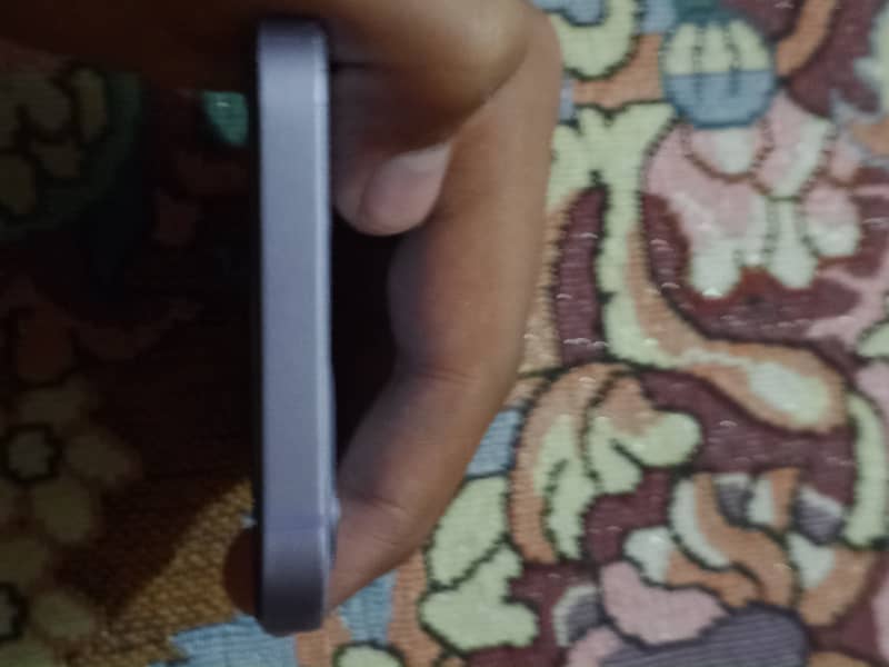 Apple iPhone 12 1