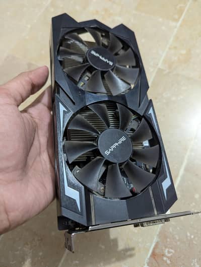 Sapphire RX 560 4gb Graphics card (repairable)