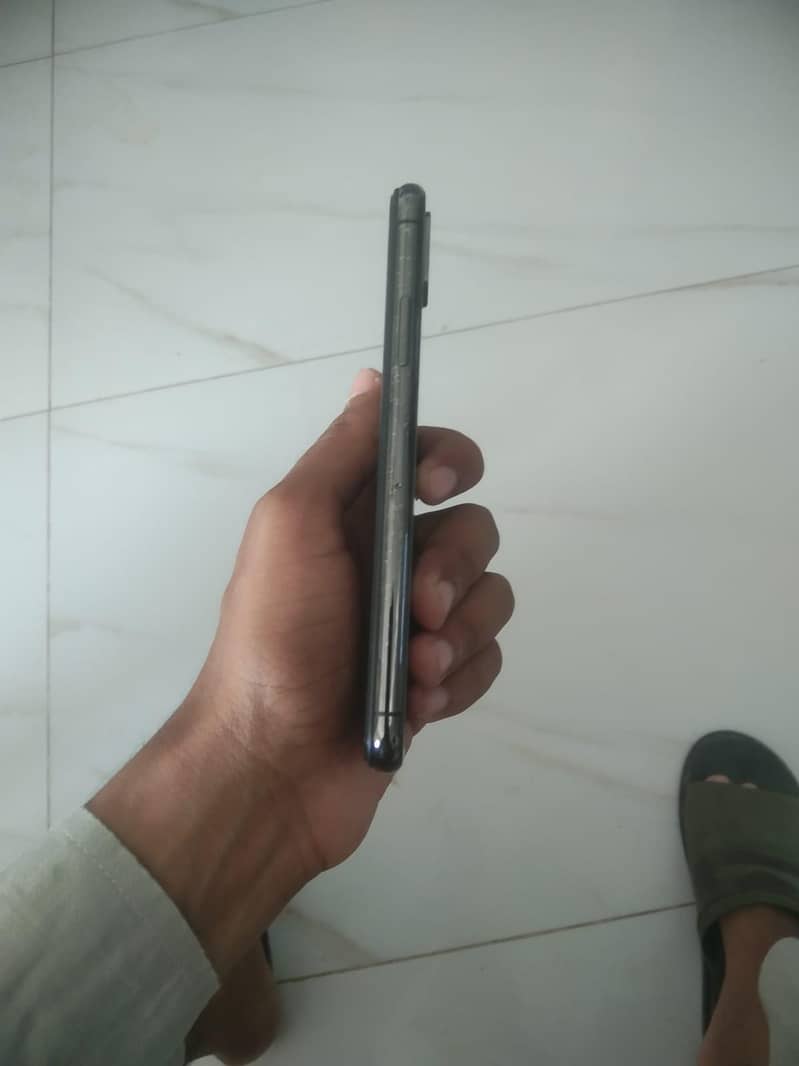 Apple iPhone X 1