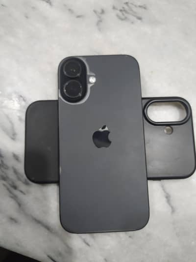 Apple iPhone 16
