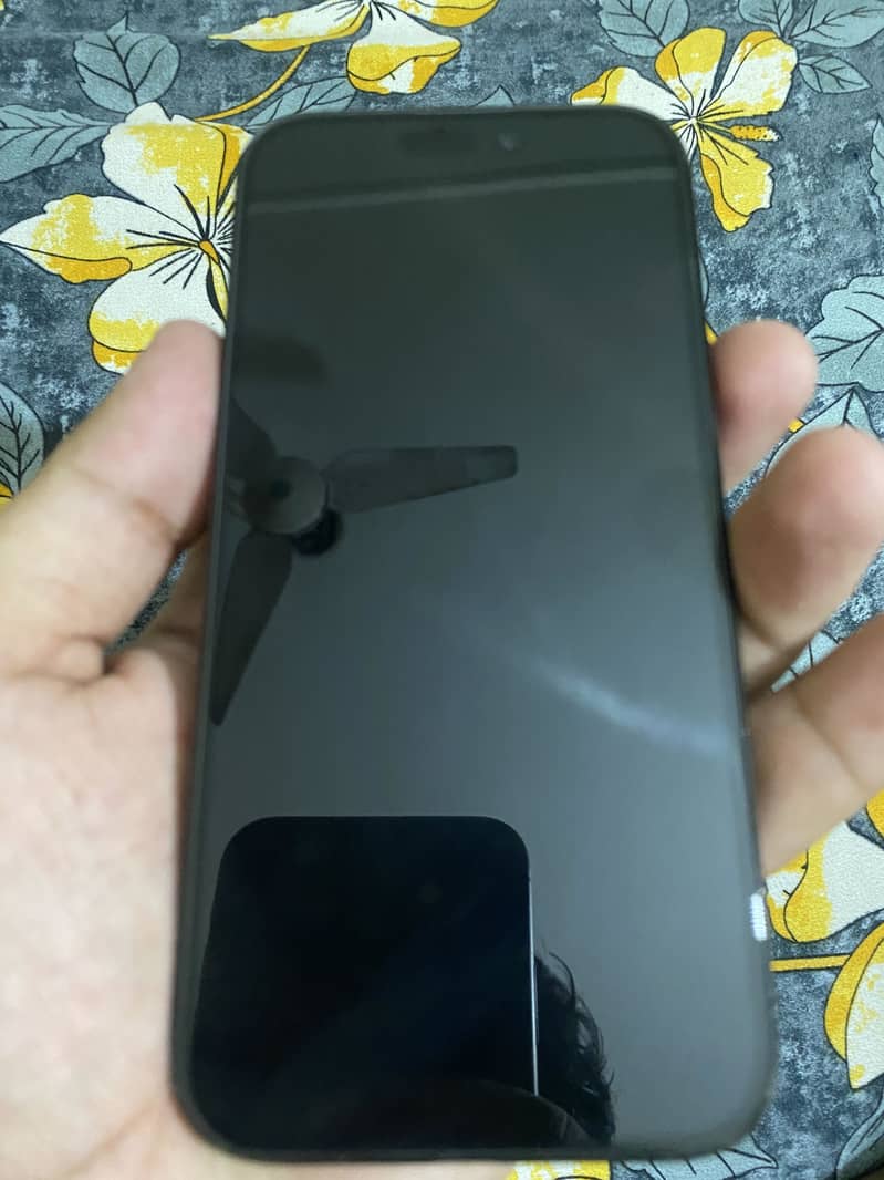 Apple iPhone 15 Pro 2