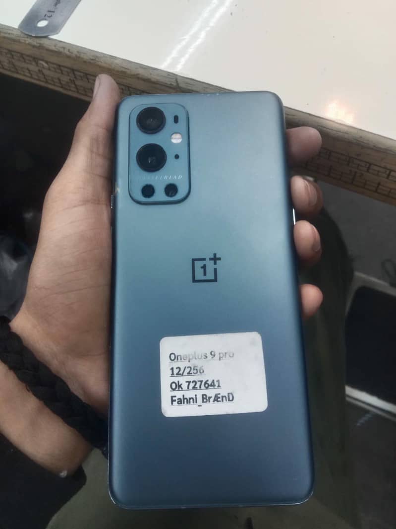 One Plus 9 Pro 12+4/256 3