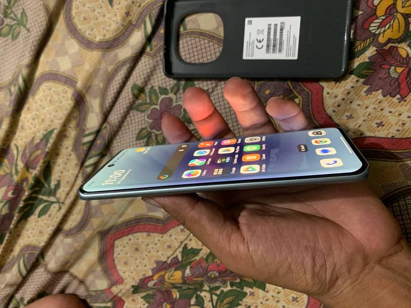 Xiaomi Redmi Note 15 7