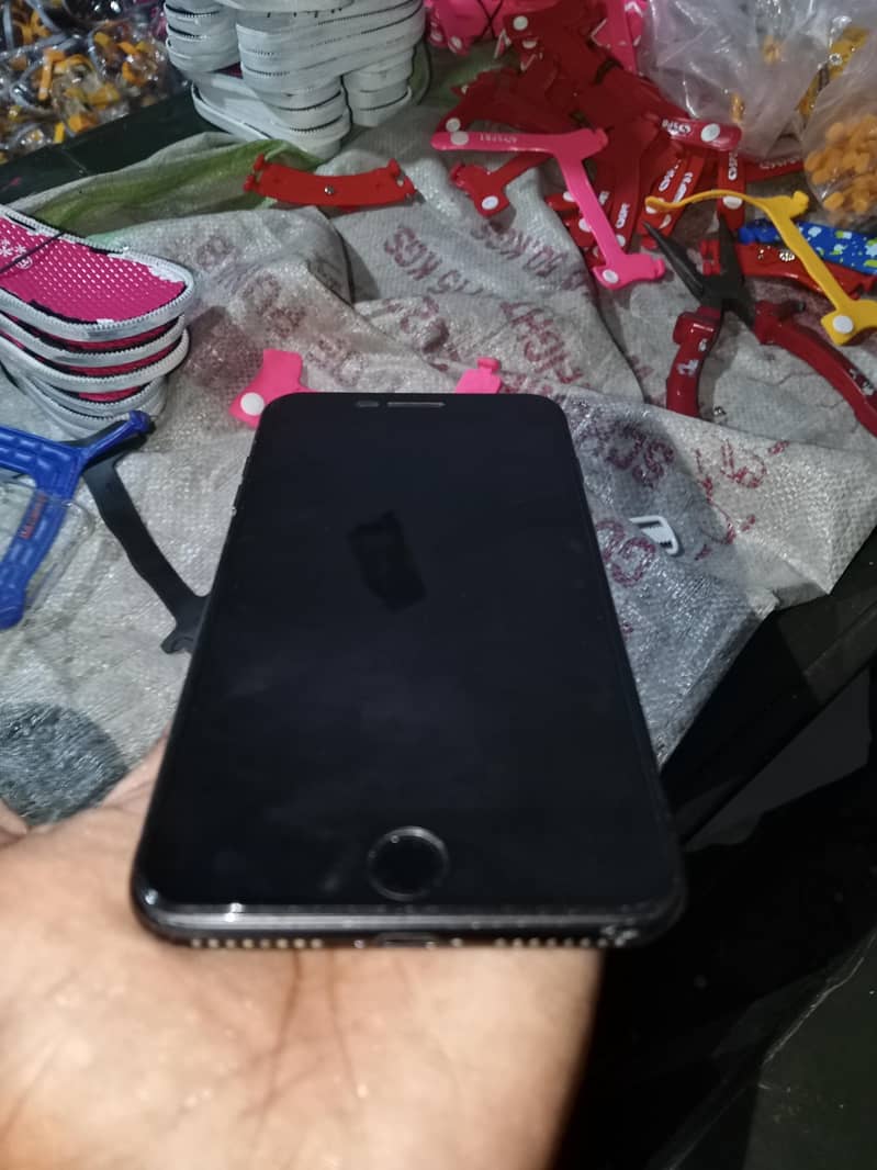 iPhone 7 plus 1