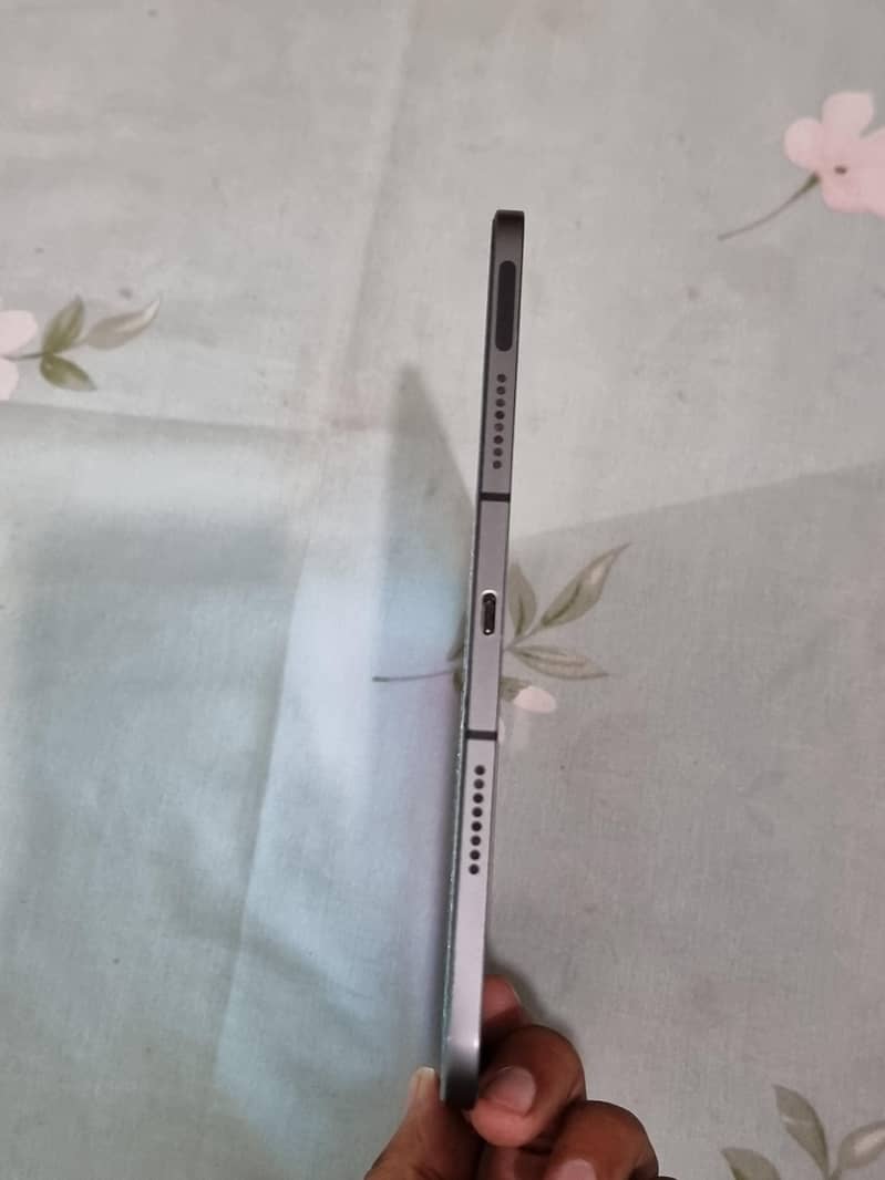 iPad pro 3rd generation M2 3