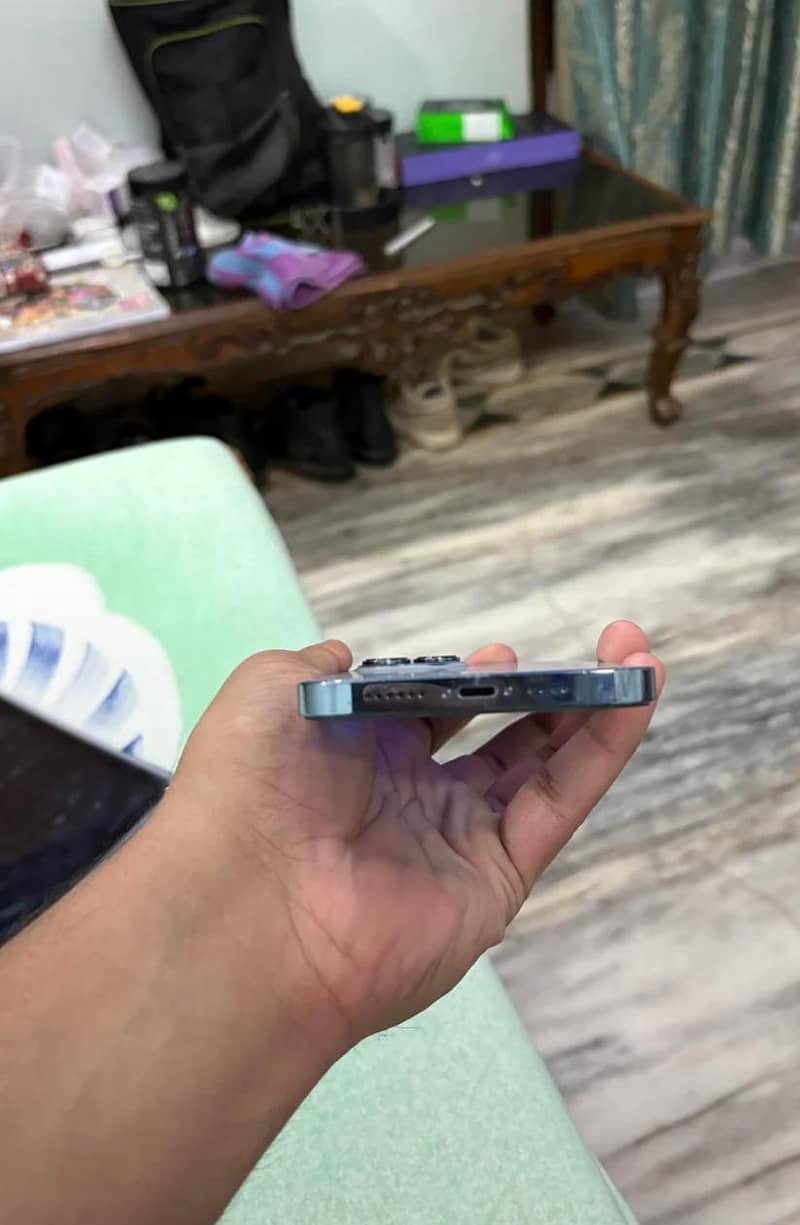 iphone 13 pro max 2