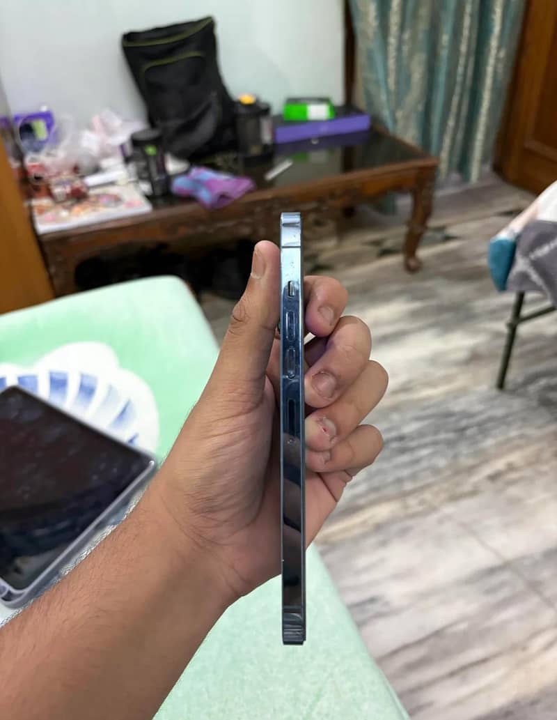 iphone 13 pro max 3