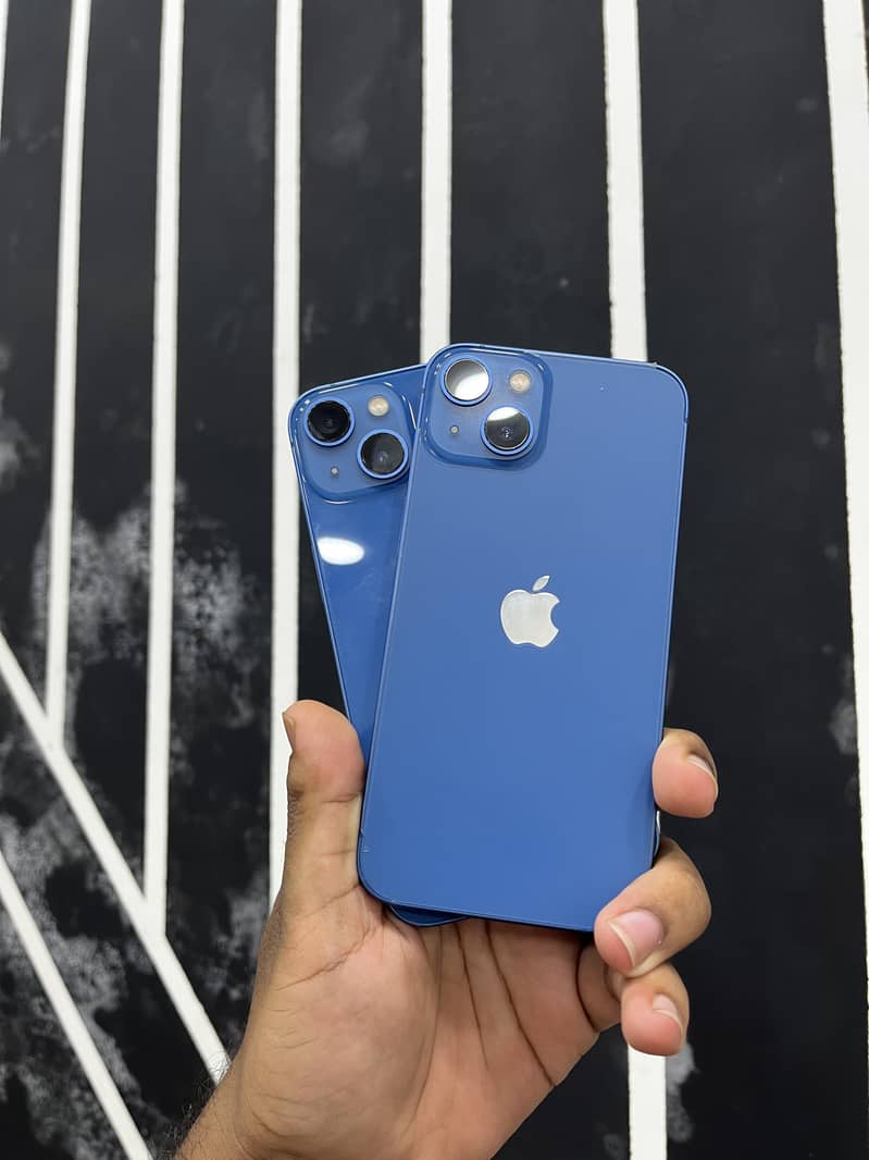 Apple iPhone 13 0