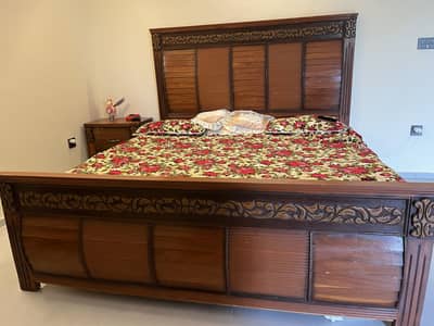Bed,dressing table,sofa