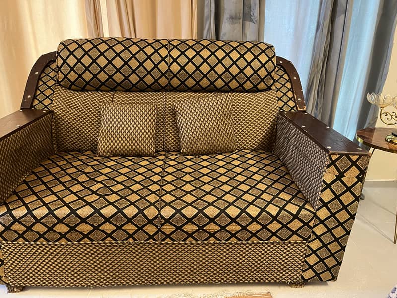 Bed,dressing table,sofa 2