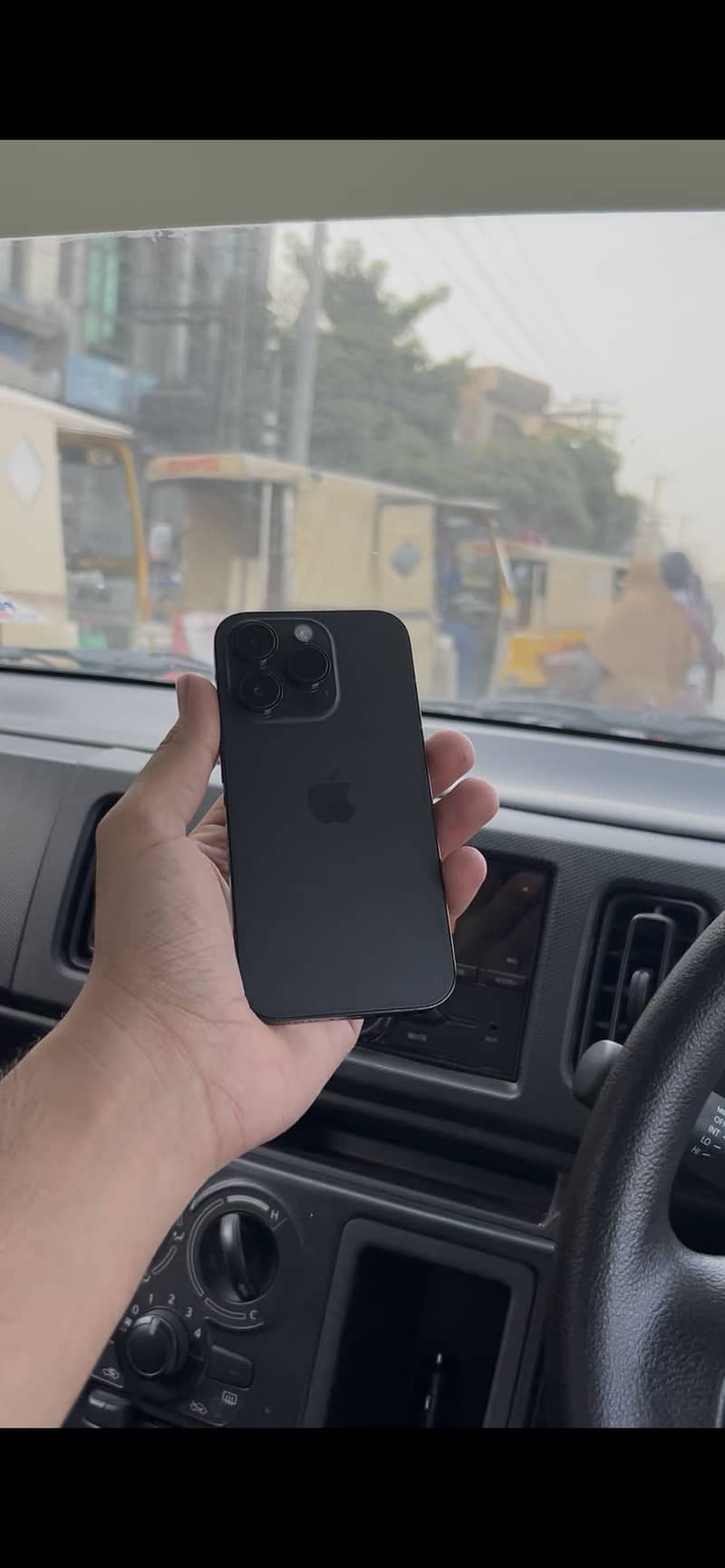 Apple iPhone 14 Pro 2