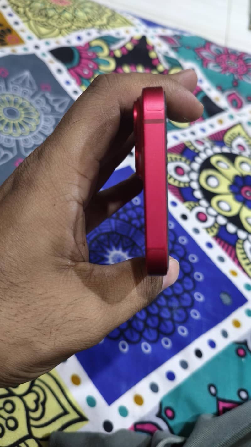 Apple iPhone 14 2