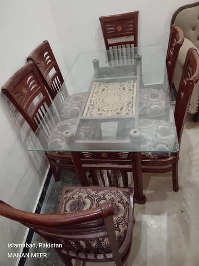6 chairs dining tabale