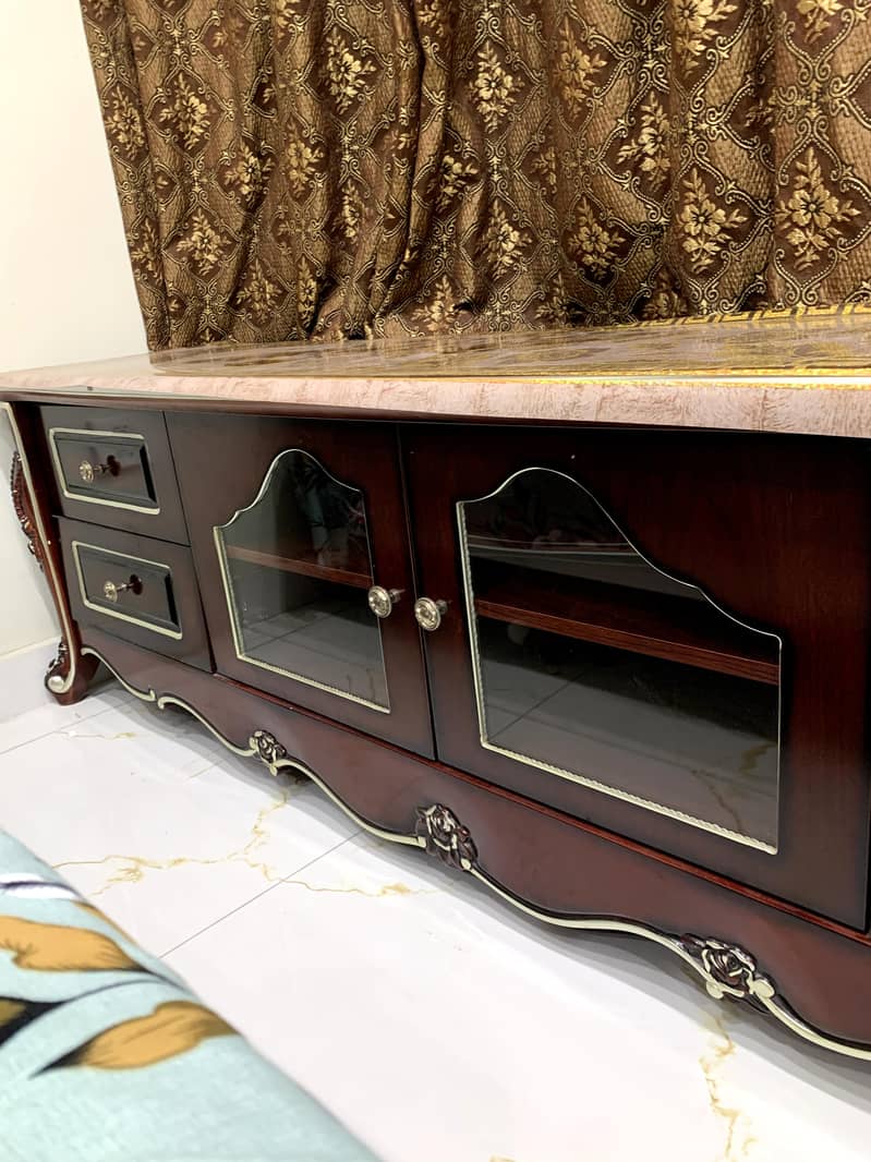 premium TV Console 2