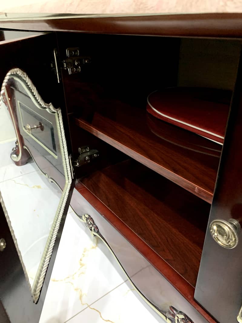 premium TV Console 7