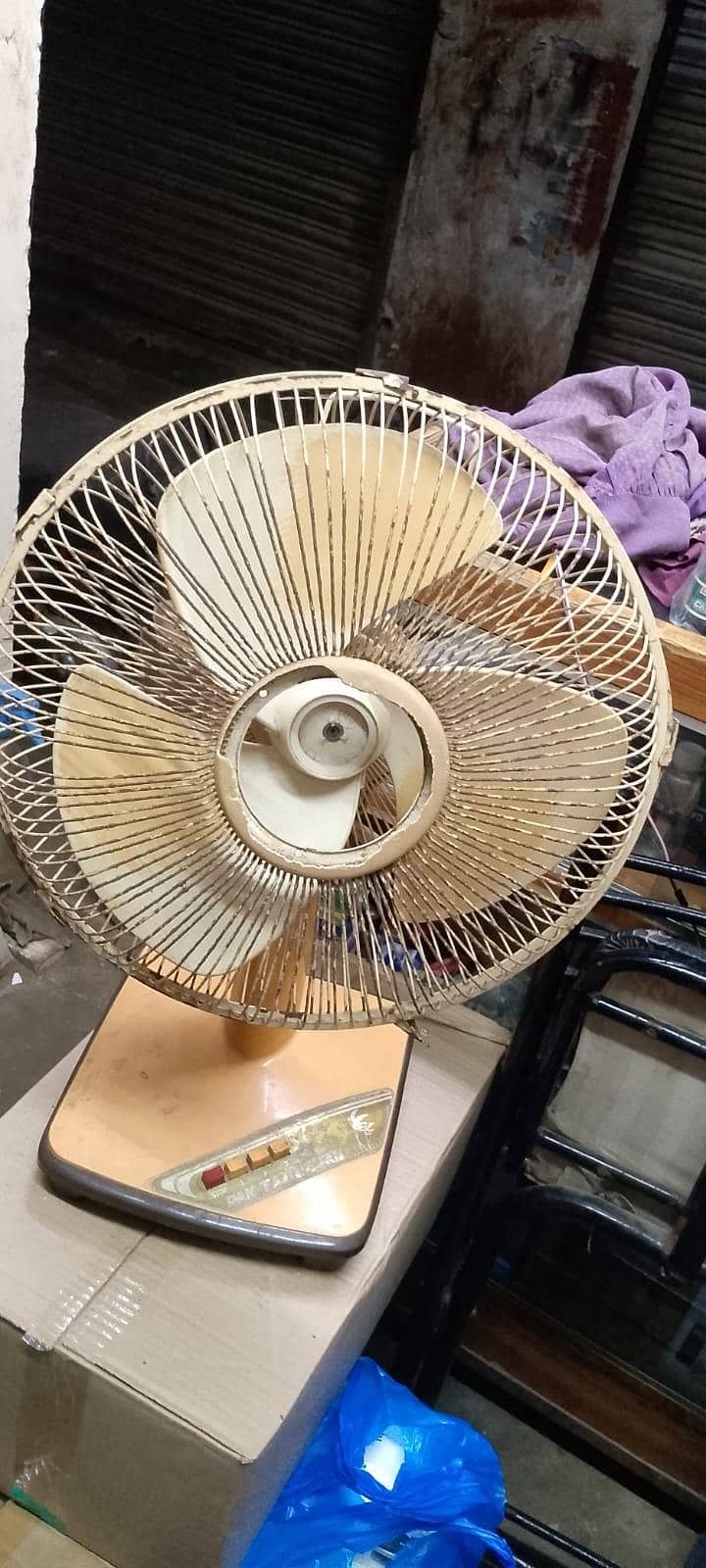 used table fan 5