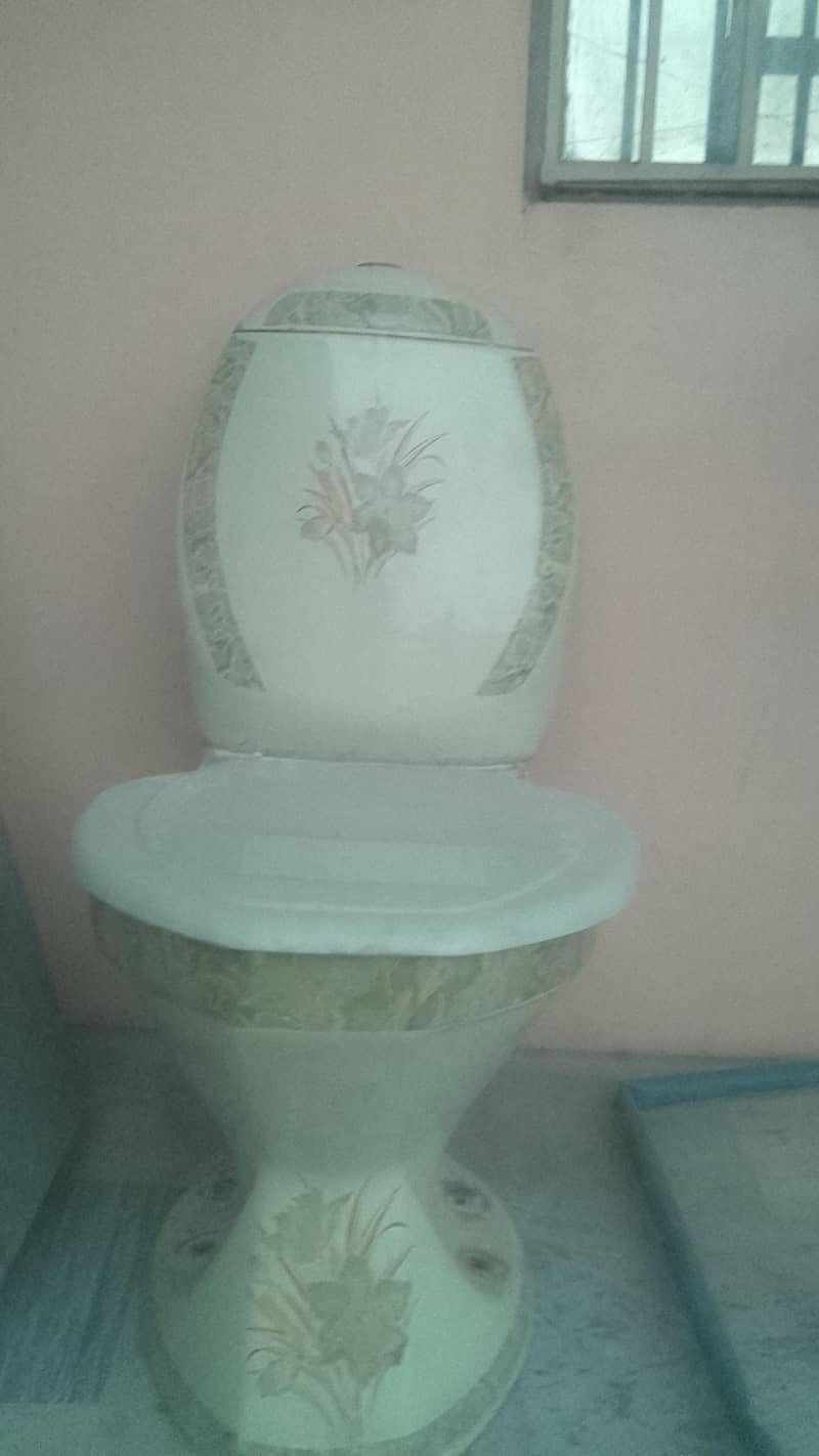 commode 0