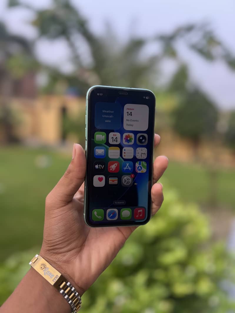 Apple iPhone 11 1