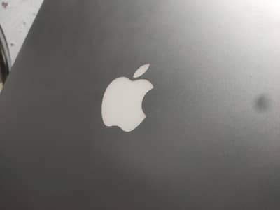 apple MacBook all ok good cadissan main hai