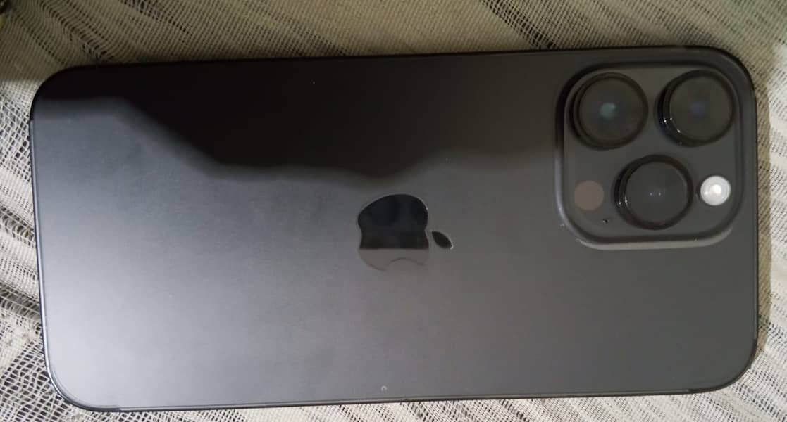 Apple iPhone 14 Pro Max 0