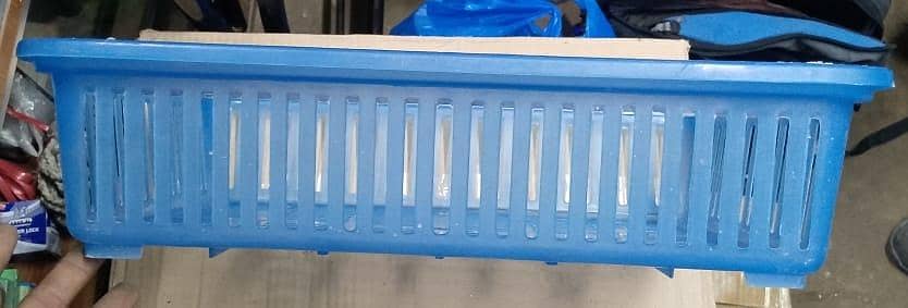 plastic tray in new condition