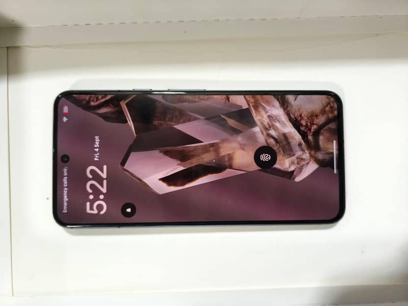 pixel 8 good condition 3
