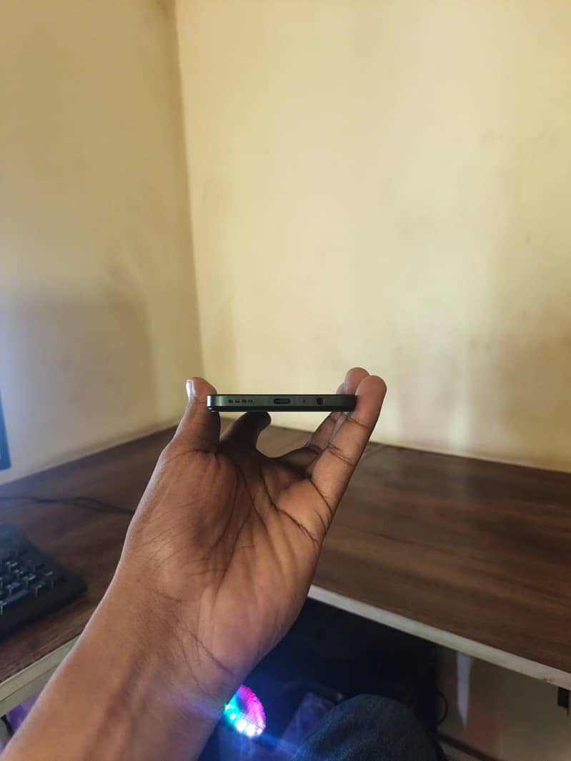 Realme C71 3