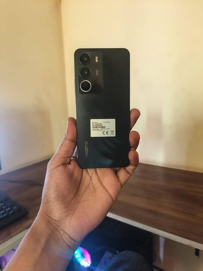 Realme C71 4