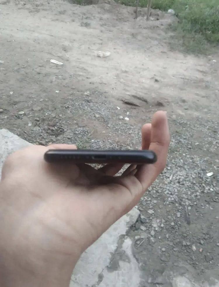 Apple iPhone SE 4