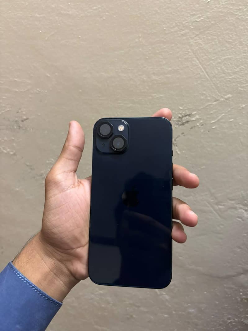 Apple iPhone 13 1