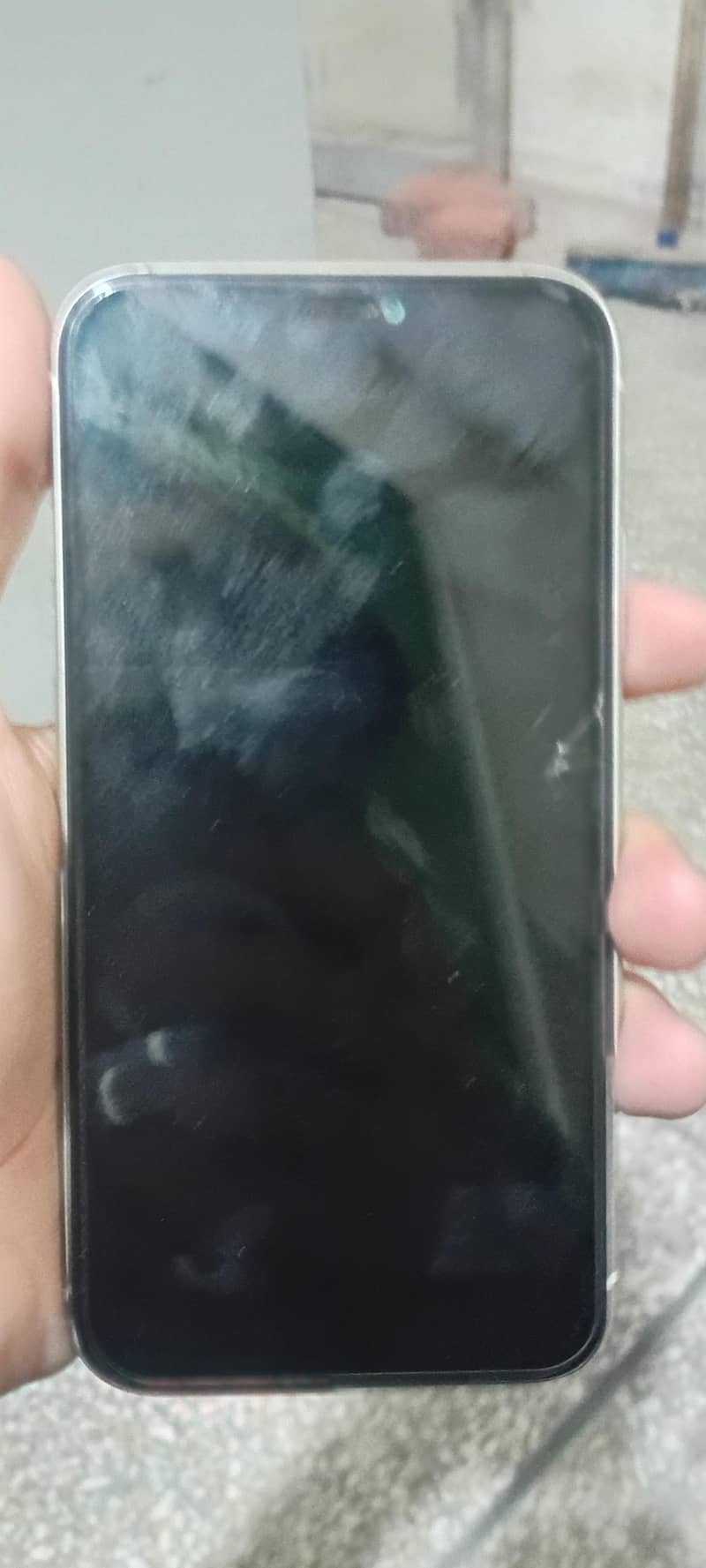Apple iPhone 11 4