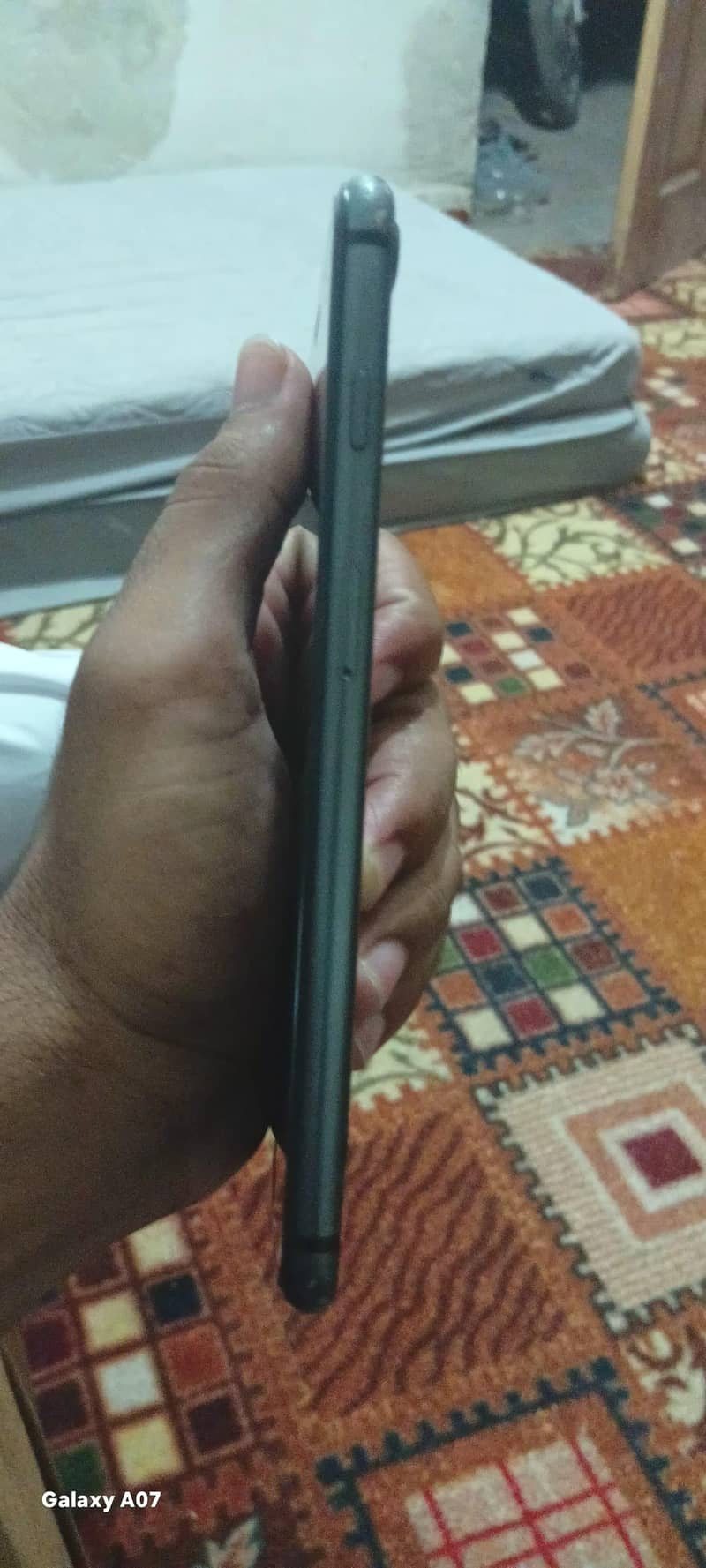 Apple iPhone 8 Plus 3