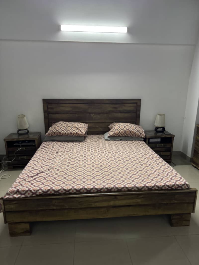Master bedroom set 0