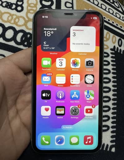 Apple iPhone 11