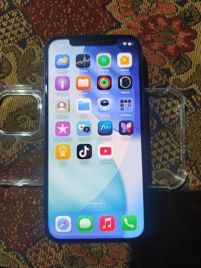 Apple iPhone 12