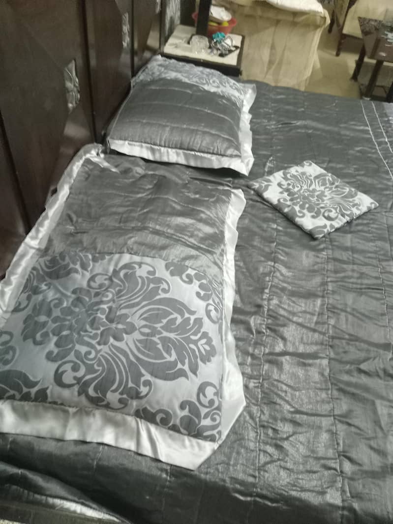 Silky bedding set 1