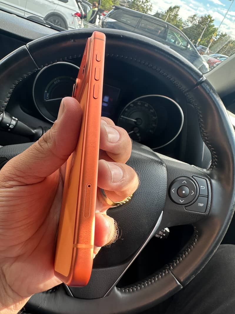Apple iPhone 17 Pro Max 10