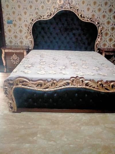 brand new condition bed with sides sale in Johar town Lahore