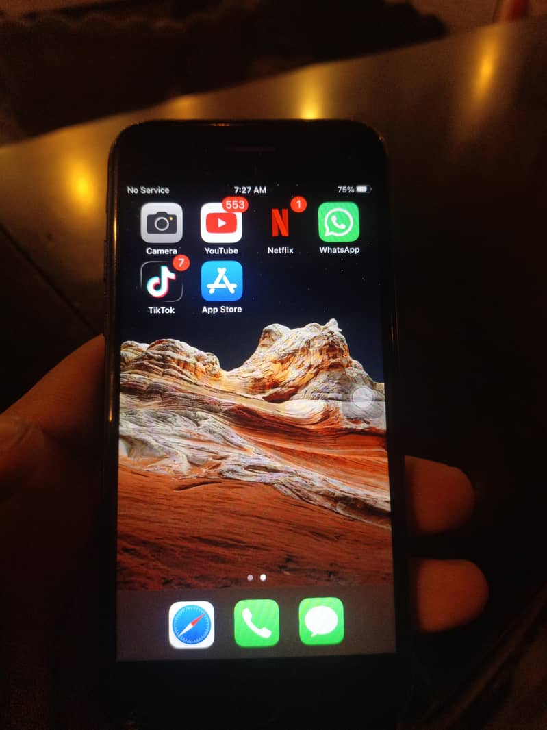 Apple iPhone 7 3