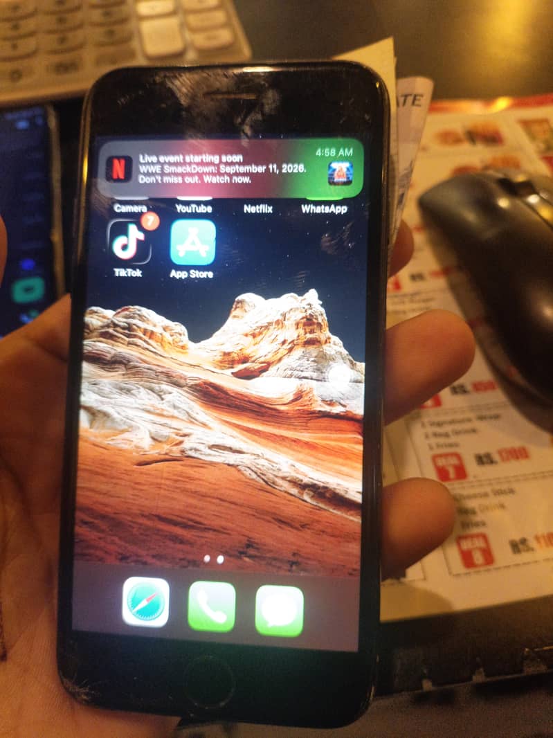 Apple iPhone 7 4
