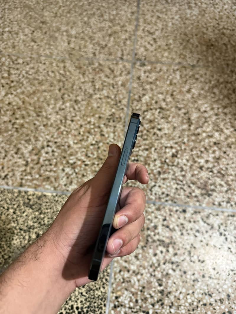 Apple iPhone 12 Pro Max 5