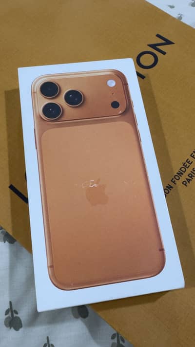 Packed Apple iPhone 17 Pro Max 1 TB