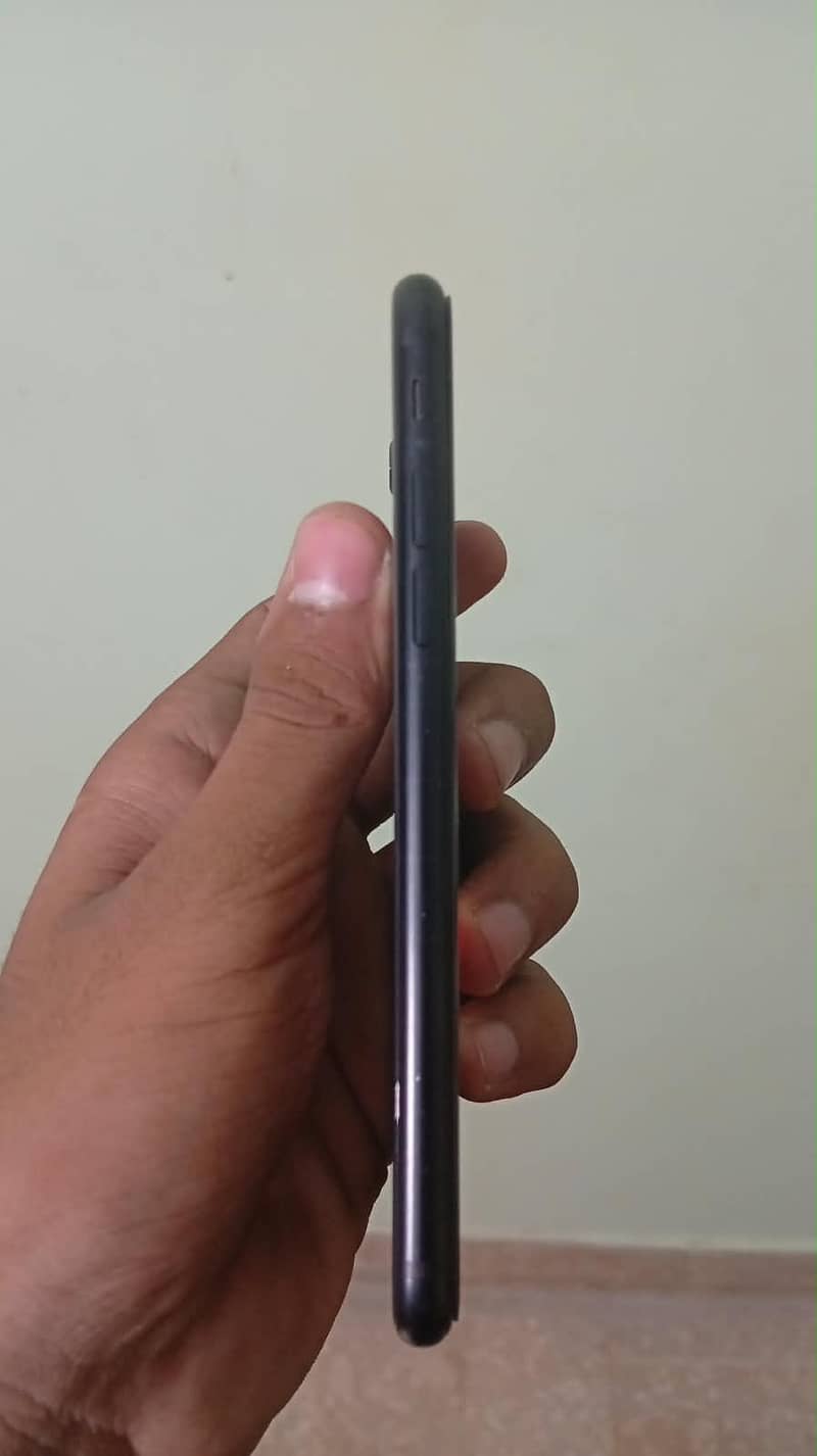 Apple iPhone SE 3