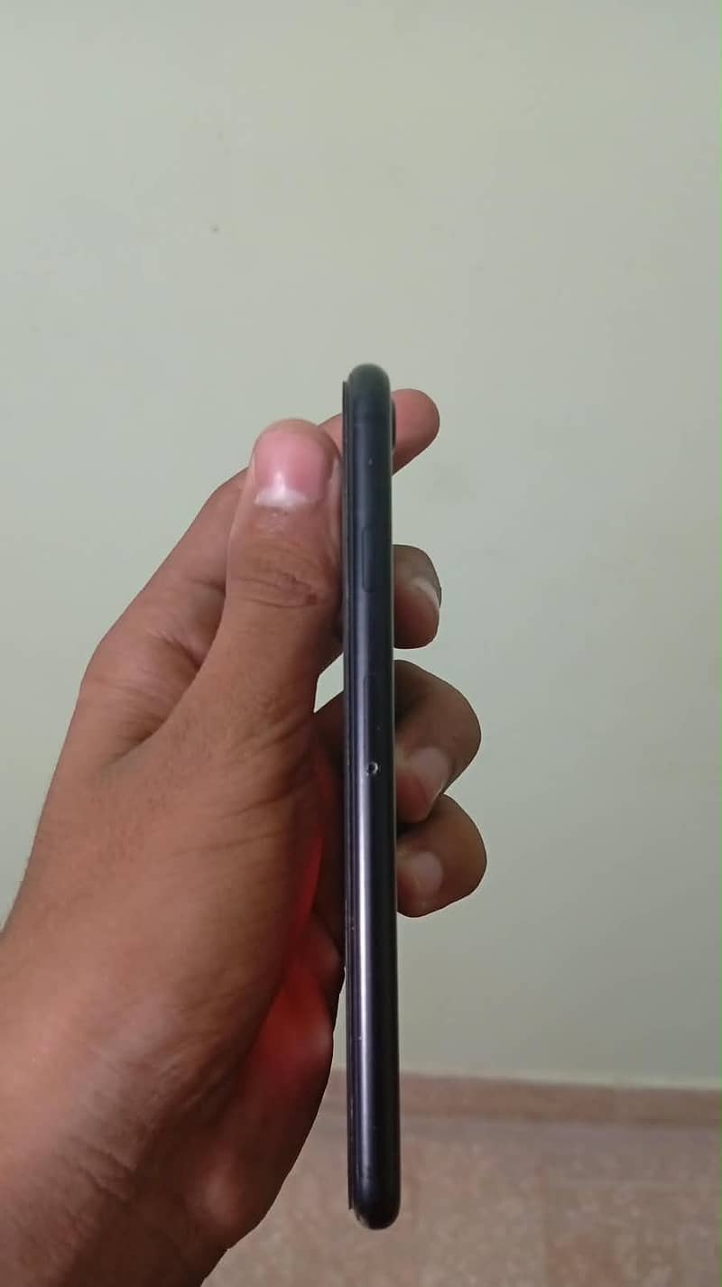 Apple iPhone SE 4