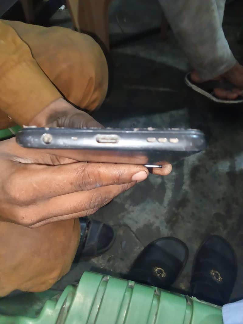 OPPO A76 4